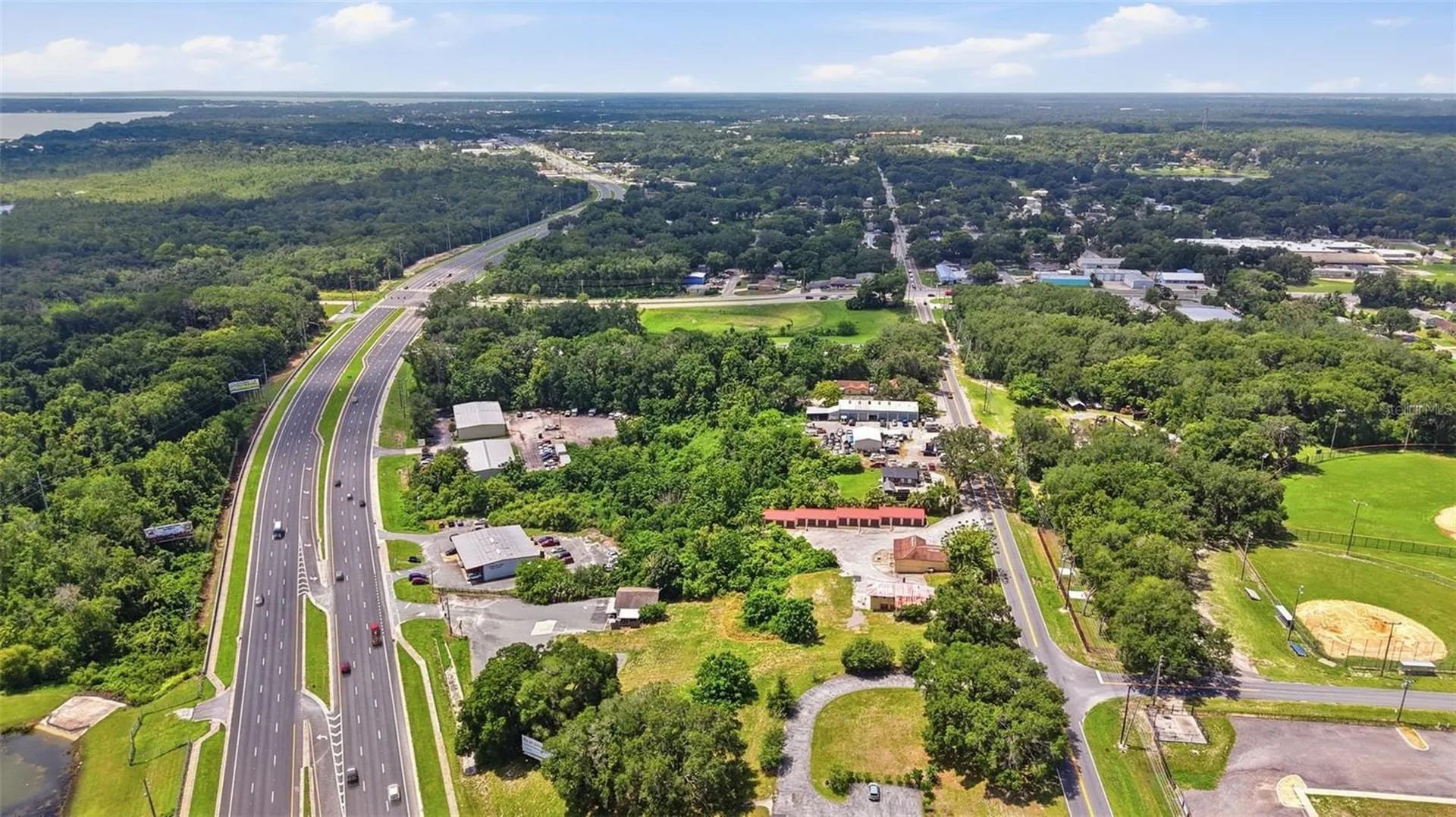 2766 Us Highway 441/27 Highway Fruitland Park FL 34731