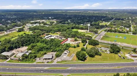 2766 Us Highway 441/27 Highway Fruitland Park FL 34731