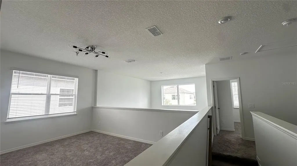 1025 Pando Loop Orlando FL 32824