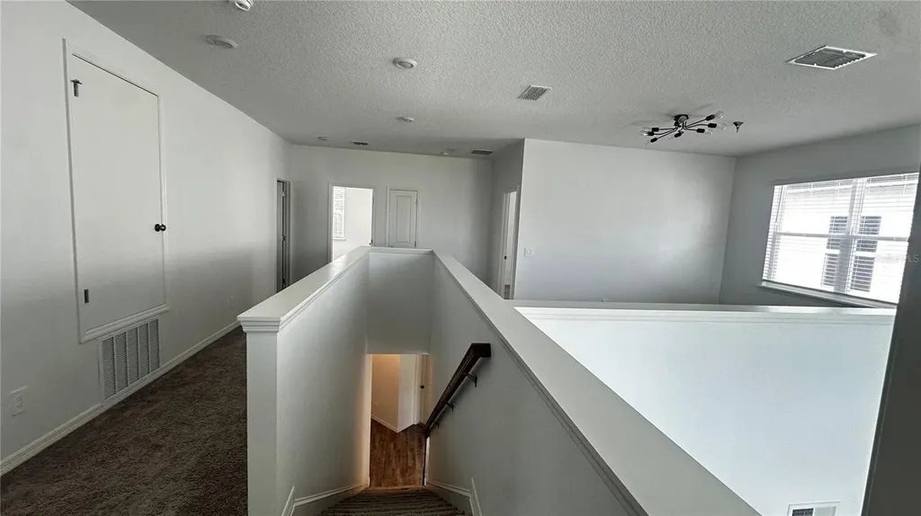 1025 Pando Loop Orlando FL 32824
