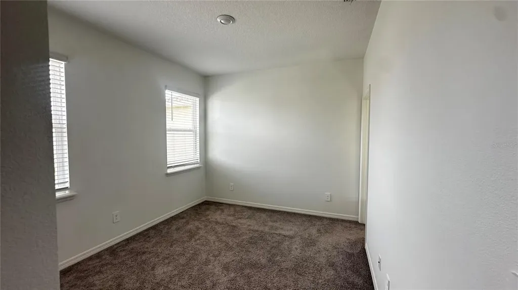1025 Pando Loop Orlando FL 32824