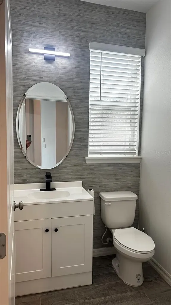 1025 Pando Loop Orlando FL 32824