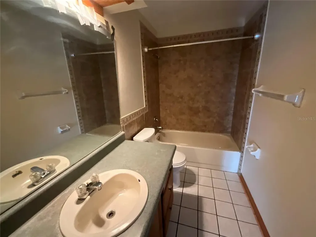 1302 Norwick Drive Lutz FL 33559