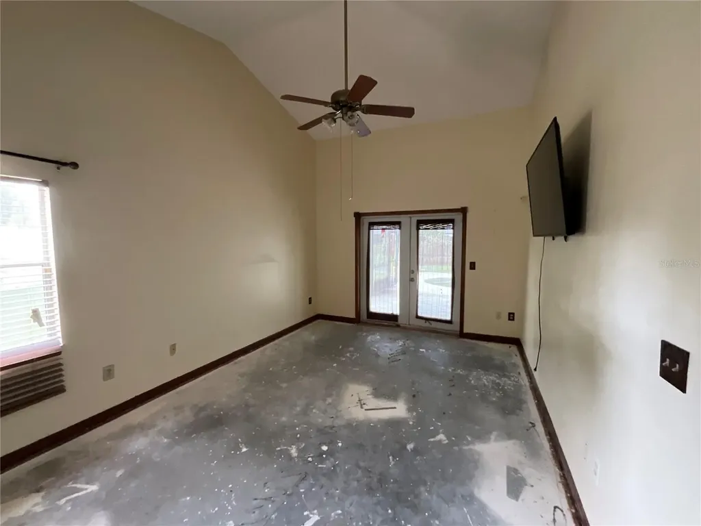 1302 Norwick Drive Lutz FL 33559
