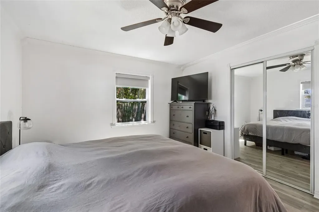 1904 W Meadowbrook Avenue Tampa FL 33612
