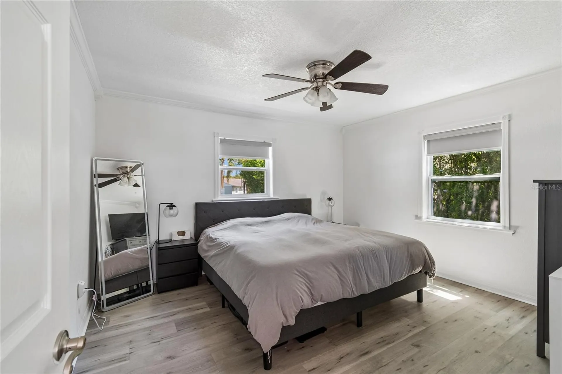 1904 W Meadowbrook Avenue Tampa FL 33612