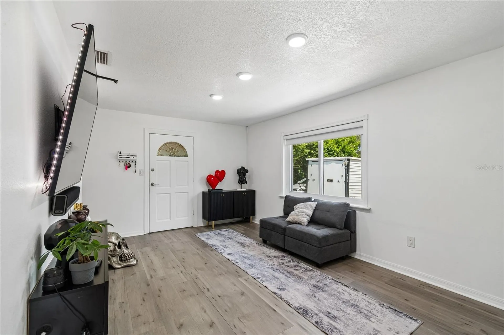 1904 W Meadowbrook Avenue Tampa FL 33612
