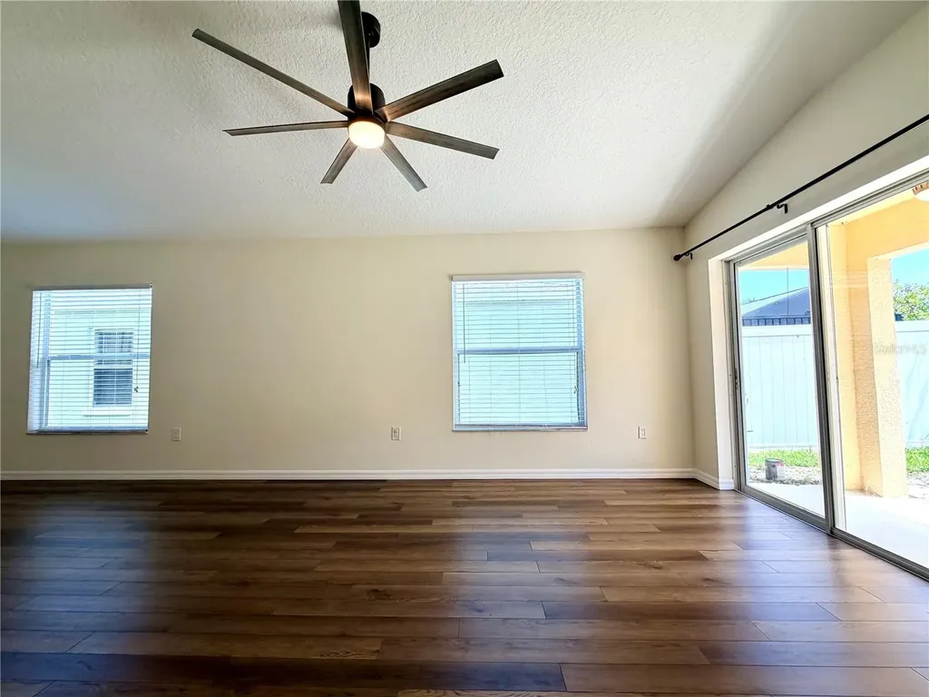 7838 Carriage Pointe Drive Gibsonton FL 33534
