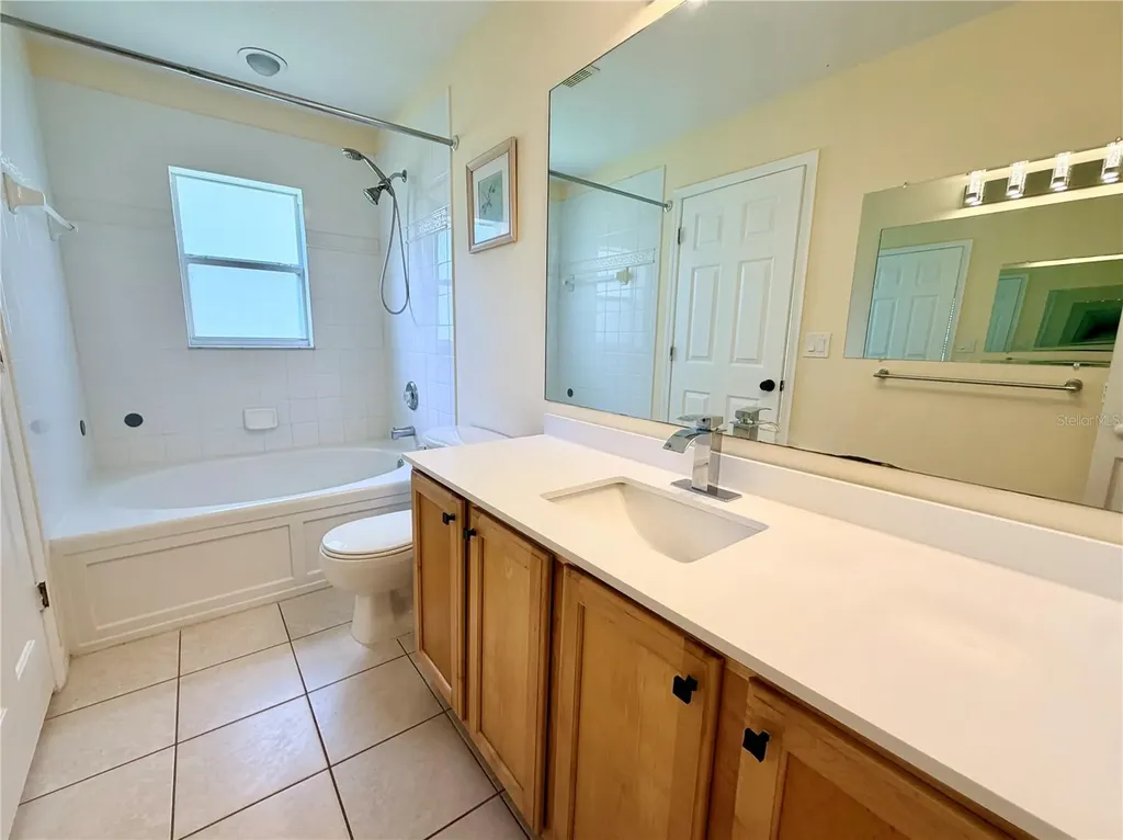 7838 Carriage Pointe Drive Gibsonton FL 33534