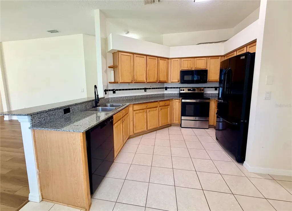 7838 Carriage Pointe Drive Gibsonton FL 33534