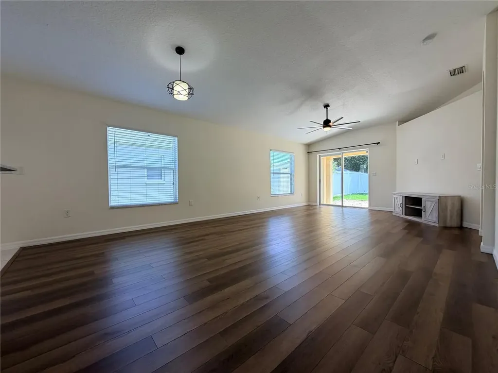 7838 Carriage Pointe Drive Gibsonton FL 33534