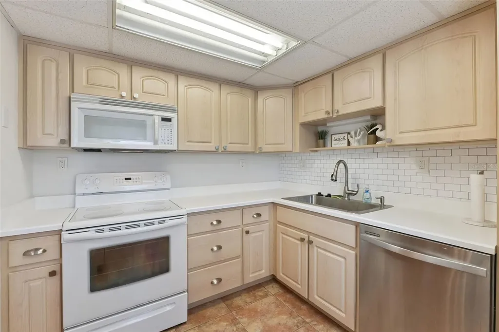 315 N Causeway New Smyrna Beach FL 32169