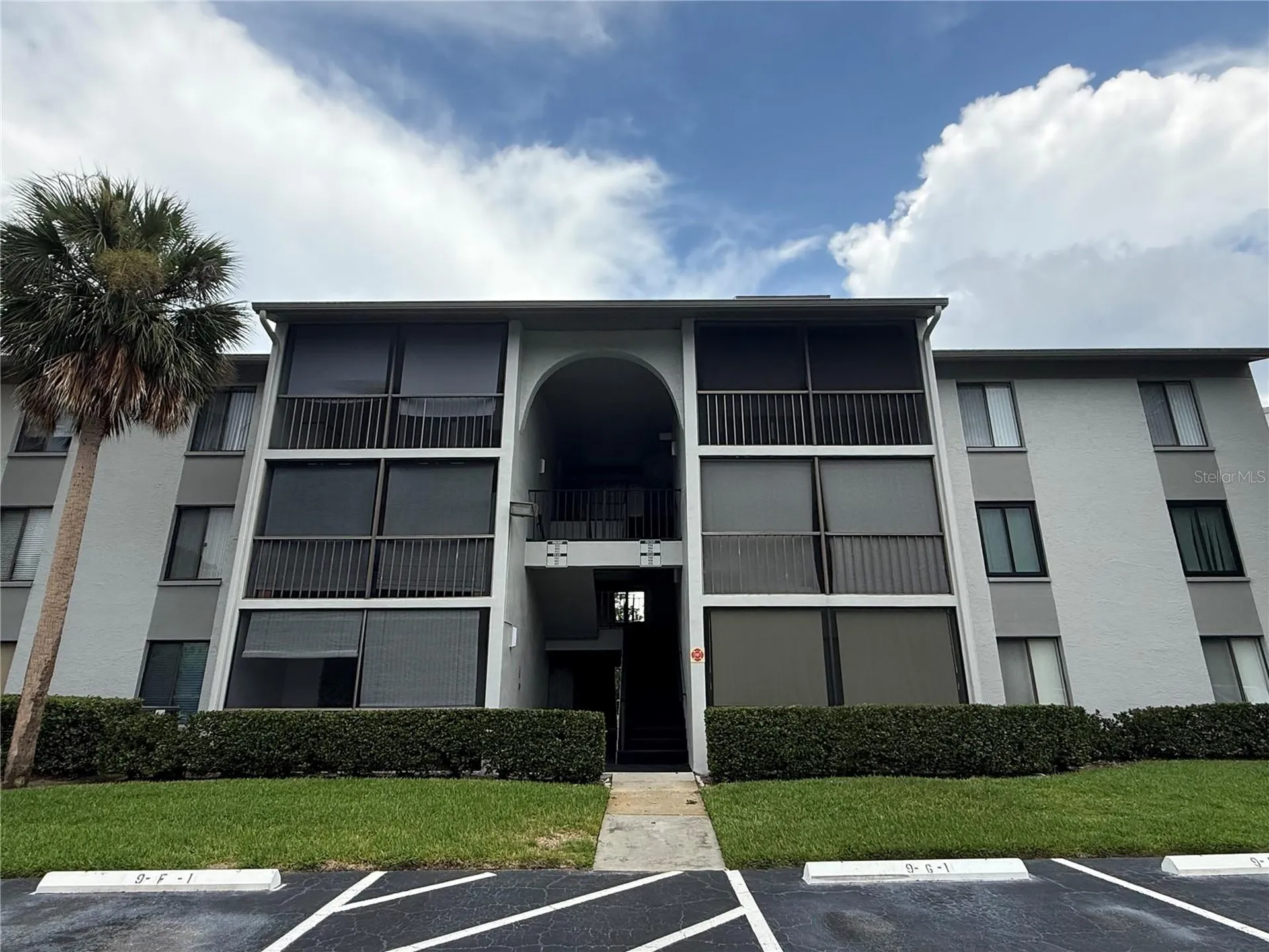 927 S Pine Ridge Circle Sanford FL 32773