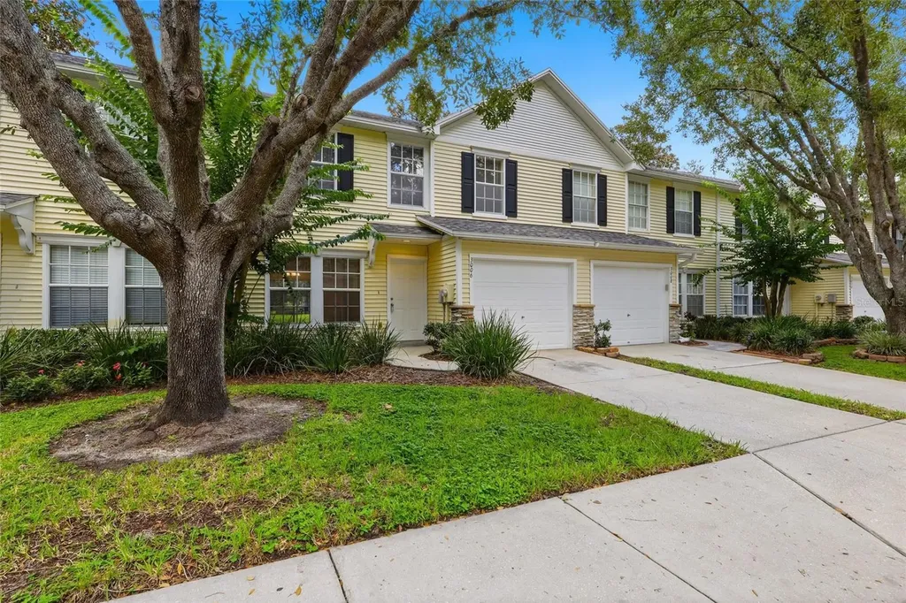 3006 Amber Oak Drive Valrico FL 33594