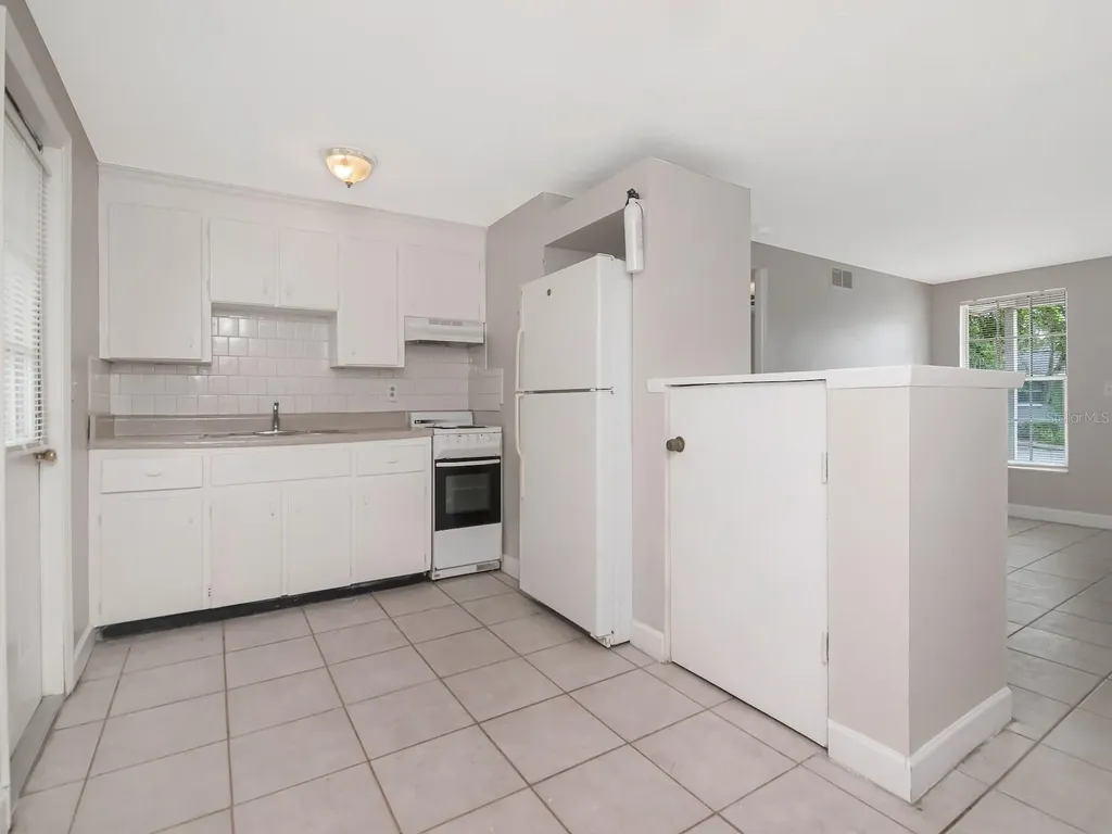 104 Karde Lane Brandon FL 33510