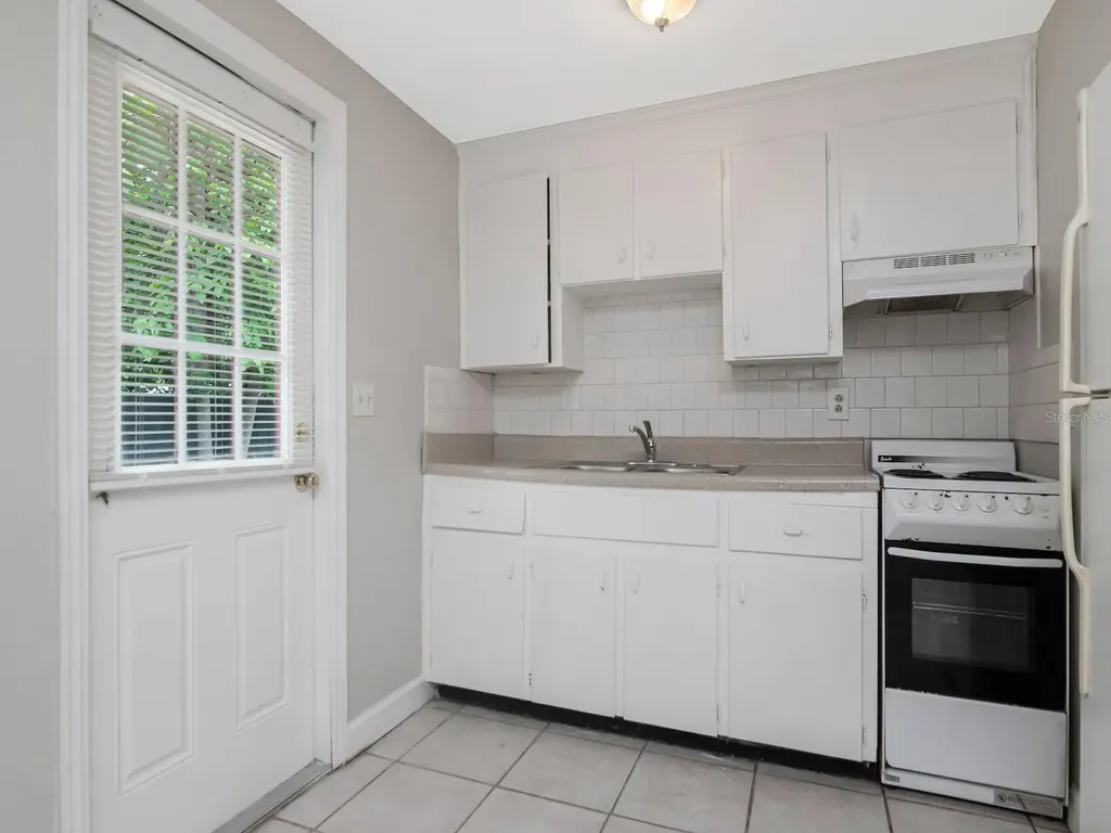 104 Karde Lane Brandon FL 33510