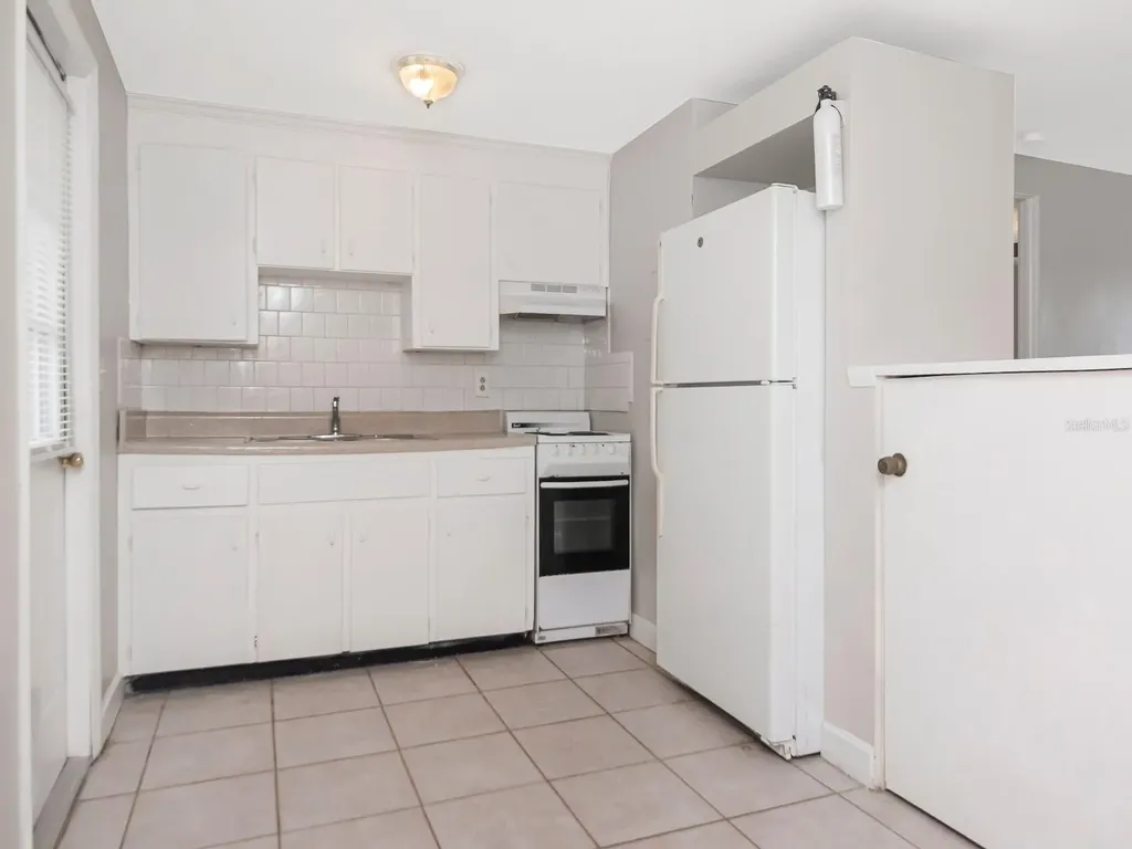 104 Karde Lane Brandon FL 33510
