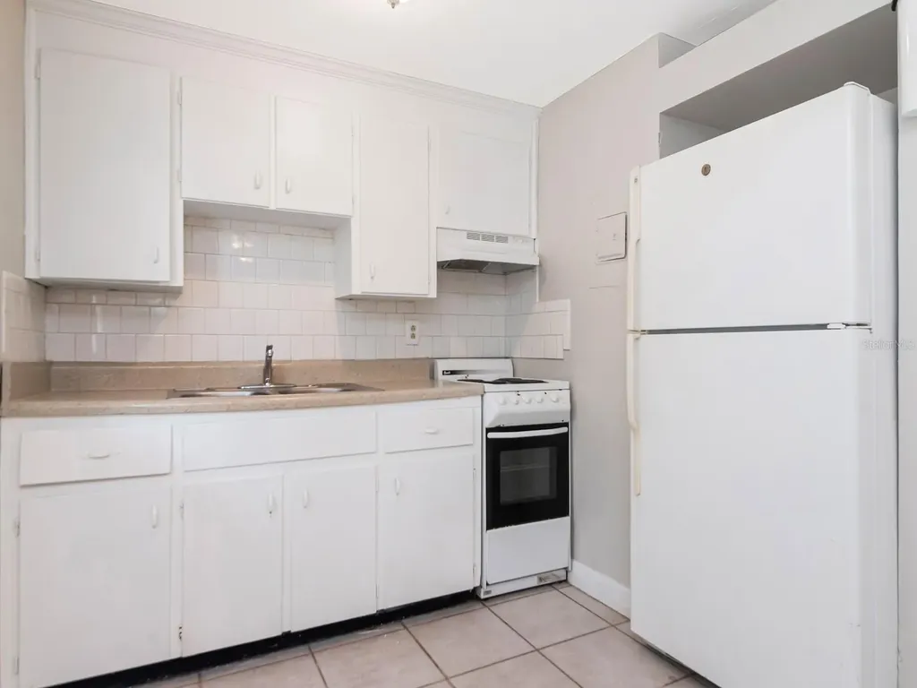 104 Karde Lane Brandon FL 33510