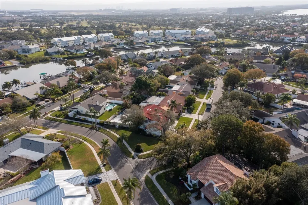 4123 Crosswater Drive Tampa FL 33615