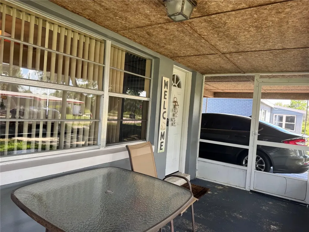 519 Thomas Avenue Frostproof FL 33843
