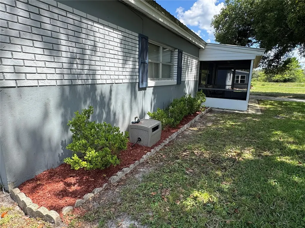 519 Thomas Avenue Frostproof FL 33843