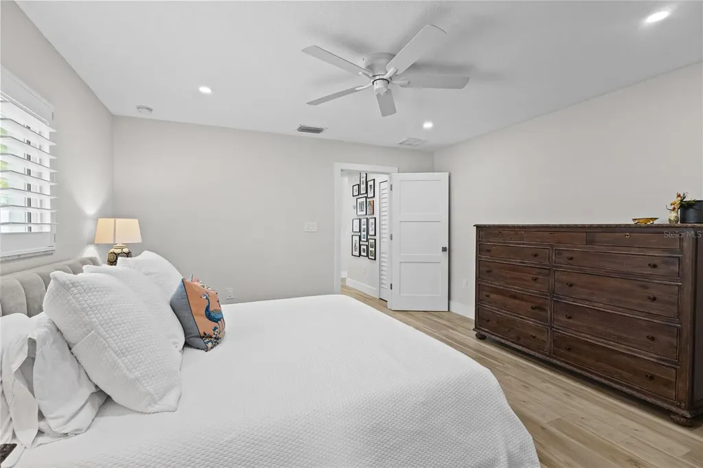 801 Edgemere Lane Sarasota FL 34242