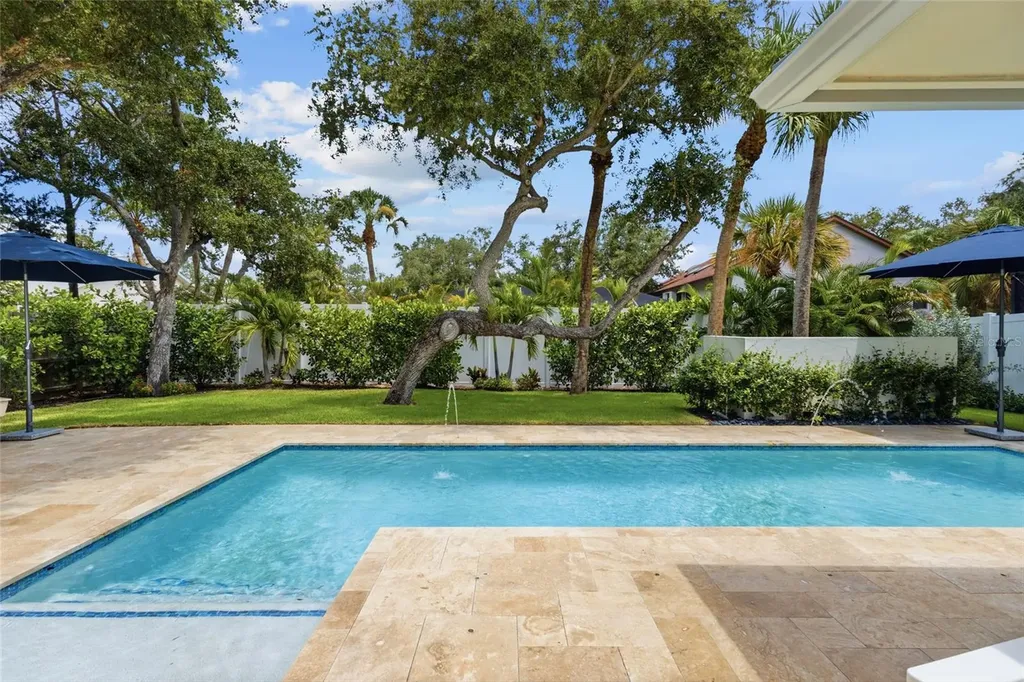 801 Edgemere Lane Sarasota FL 34242