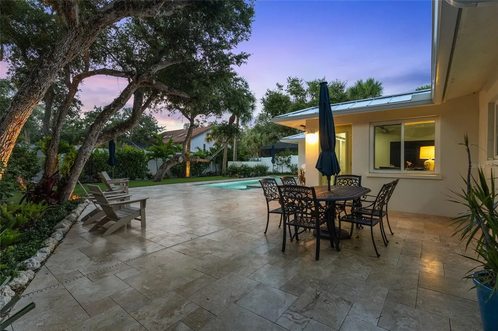 801 Edgemere Lane Sarasota FL 34242