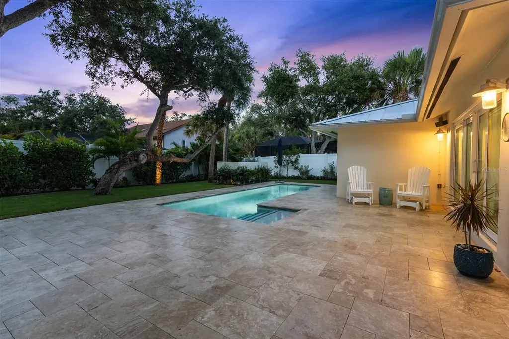 801 Edgemere Lane Sarasota FL 34242