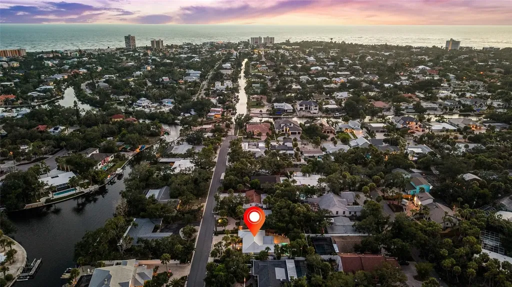 801 Edgemere Lane Sarasota FL 34242