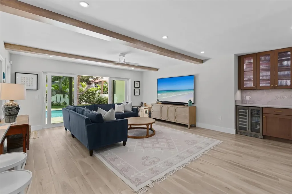 801 Edgemere Lane Sarasota FL 34242