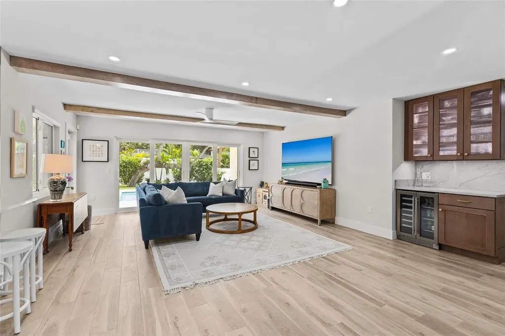 801 Edgemere Lane Sarasota FL 34242