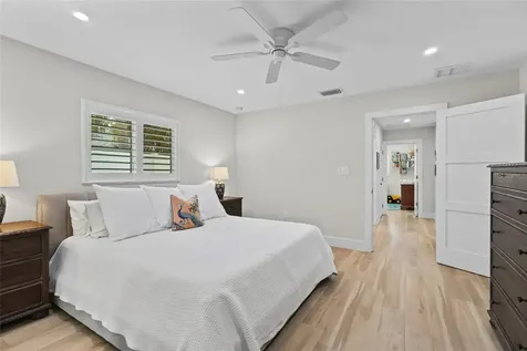 801 Edgemere Lane Sarasota FL 34242