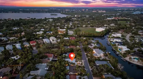 801 Edgemere Lane Sarasota FL 34242