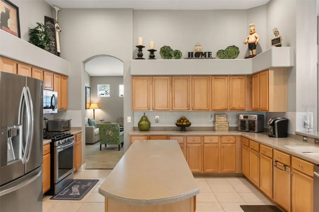 10236 Estuary Drive Tampa FL 33647