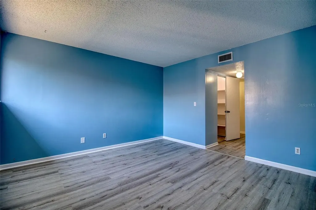6334 Newtown Circle Tampa FL 33615