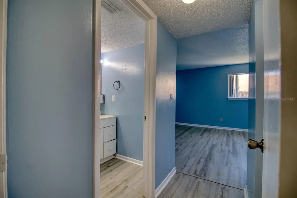6334 Newtown Circle Tampa FL 33615