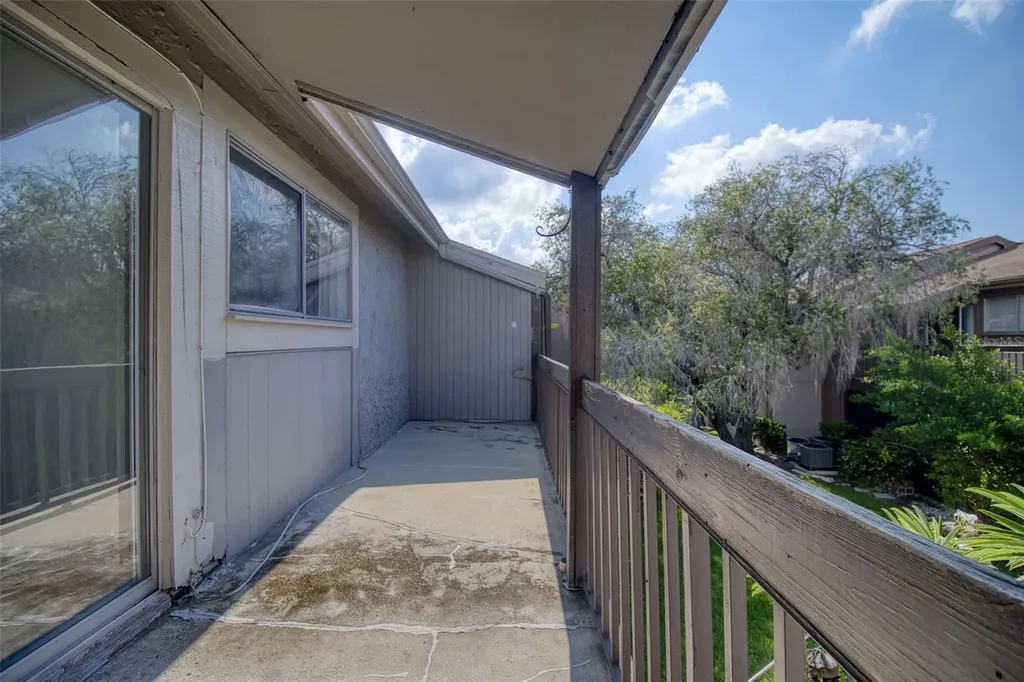 6334 Newtown Circle Tampa FL 33615