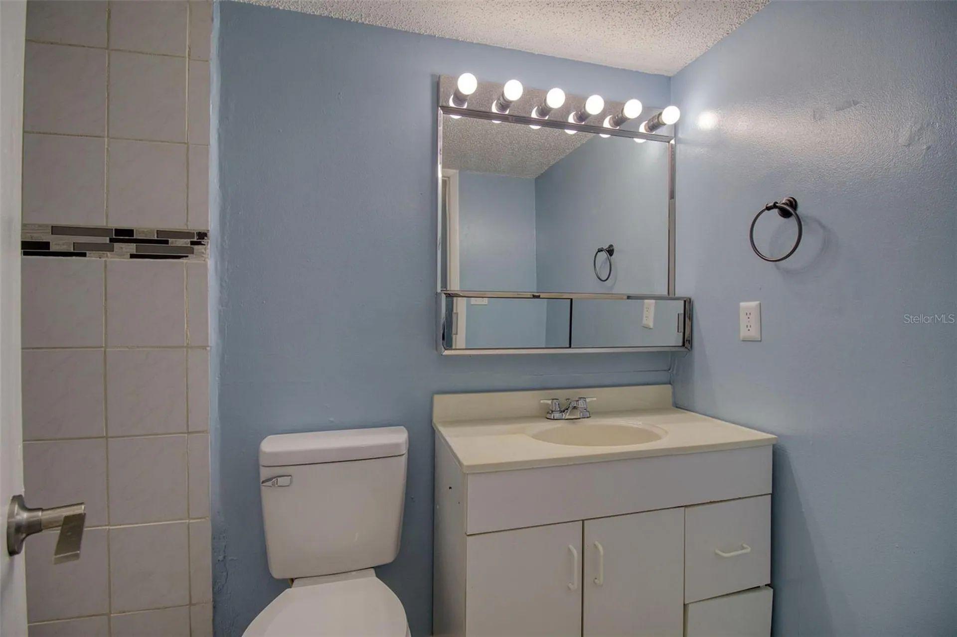 6334 Newtown Circle Tampa FL 33615