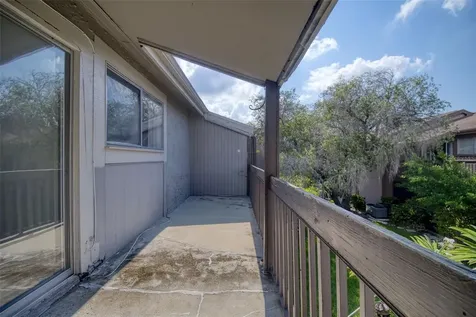 6334 Newtown Circle Tampa FL 33615