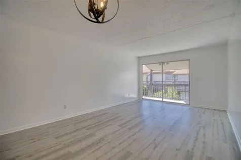 6334 Newtown Circle Tampa FL 33615