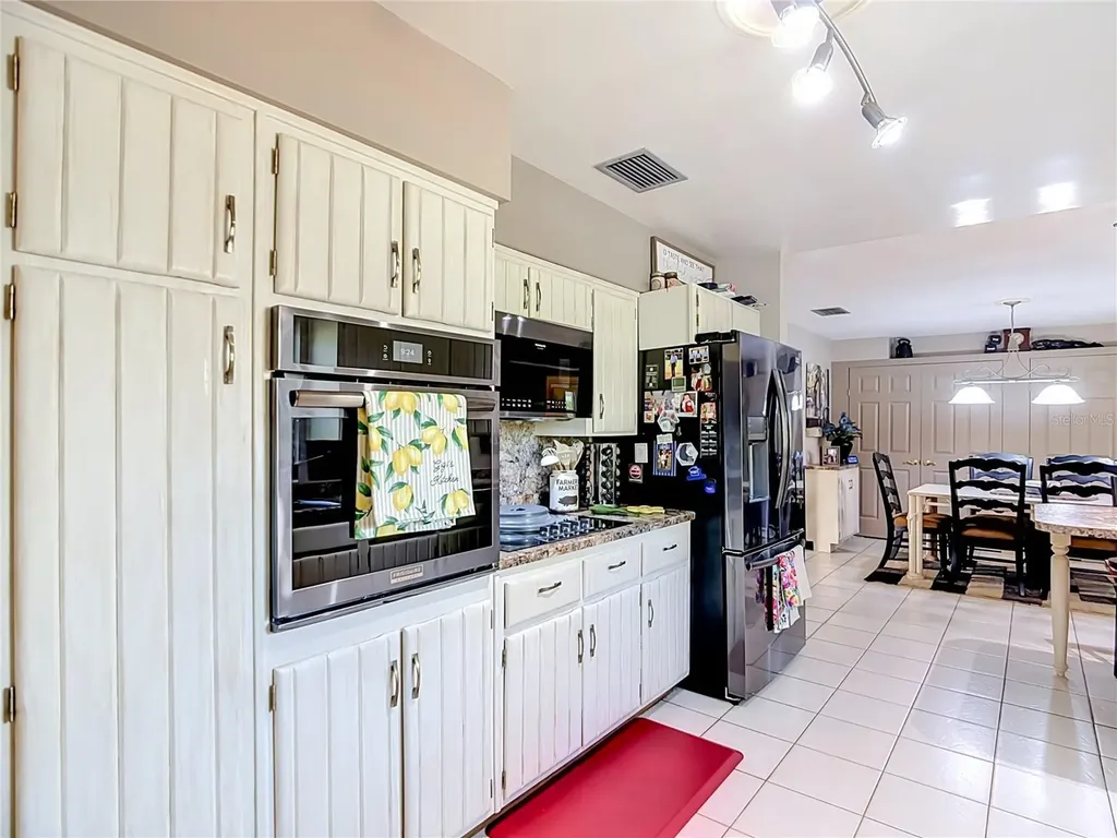 128 N Lake Florence Drive Winter Haven FL 33884