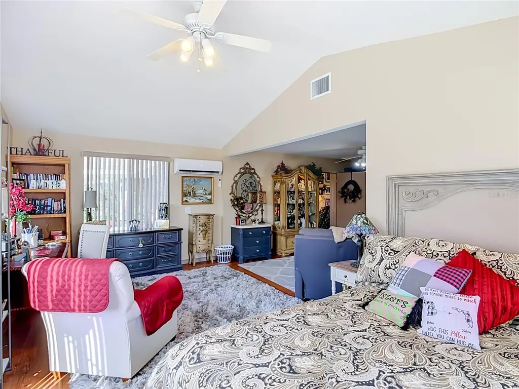 128 N Lake Florence Drive Winter Haven FL 33884