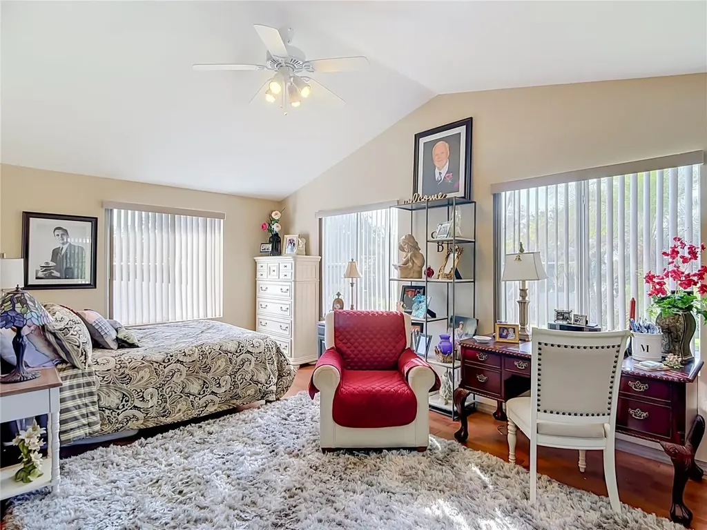 128 N Lake Florence Drive Winter Haven FL 33884