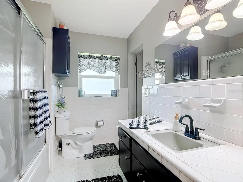128 N Lake Florence Drive Winter Haven FL 33884