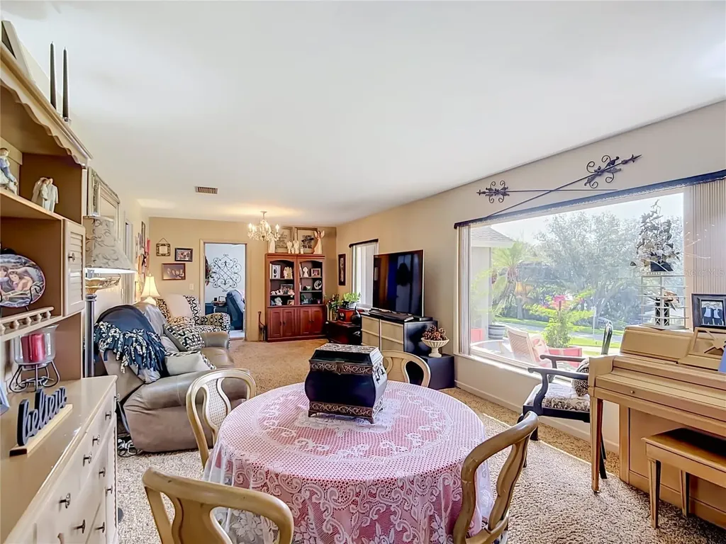 128 N Lake Florence Drive Winter Haven FL 33884