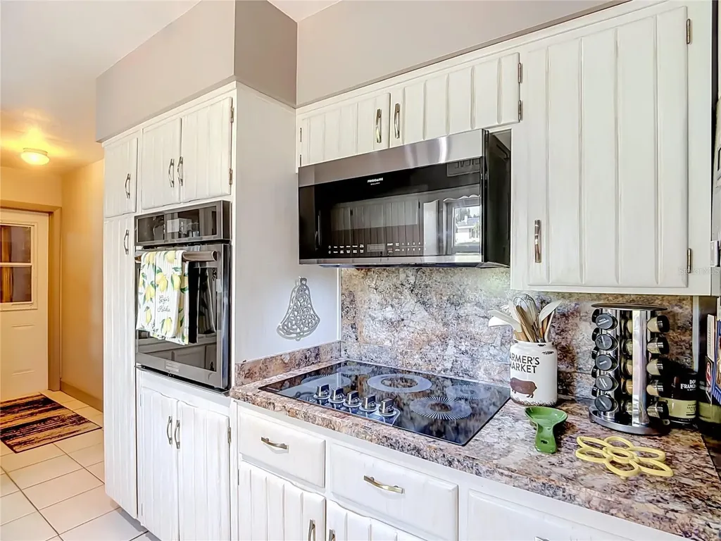 128 N Lake Florence Drive Winter Haven FL 33884