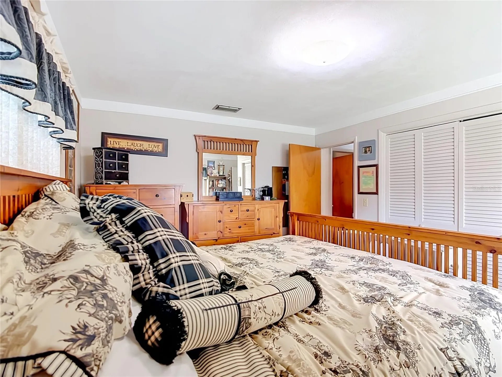 128 N Lake Florence Drive Winter Haven FL 33884