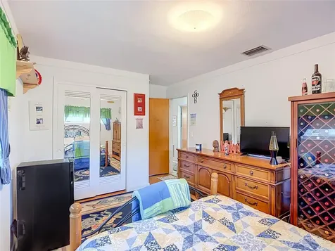 128 N Lake Florence Drive Winter Haven FL 33884