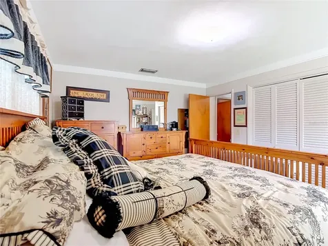 128 N Lake Florence Drive Winter Haven FL 33884